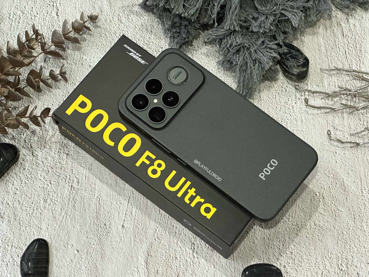 playfuldroid's tweet image. First look at the new POCO F8 Ultra 🤩 Out of ten, how much would you rate its design? 

#POCOF8Ultra #POCOF8 #POCO