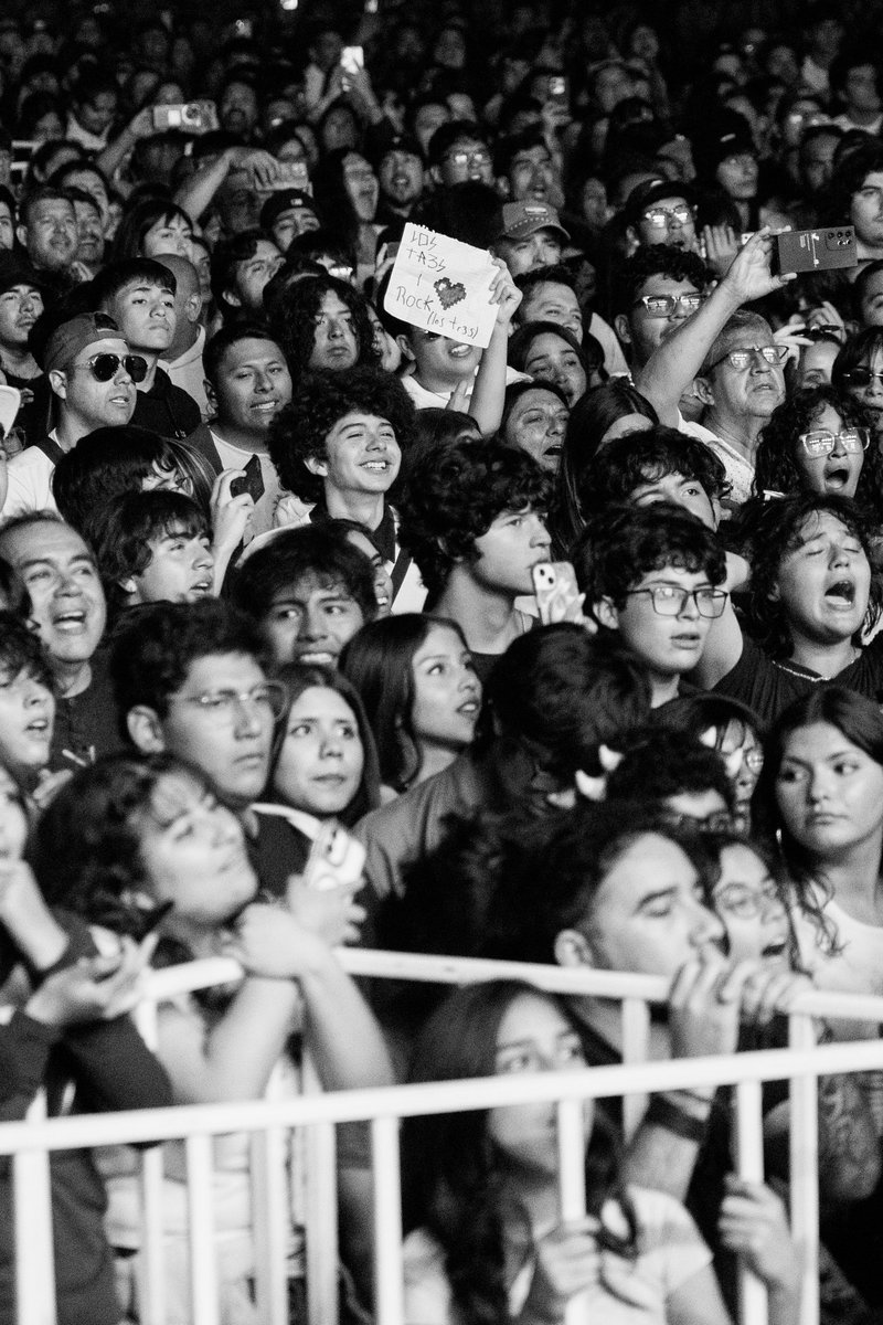 Los Tres tweet media