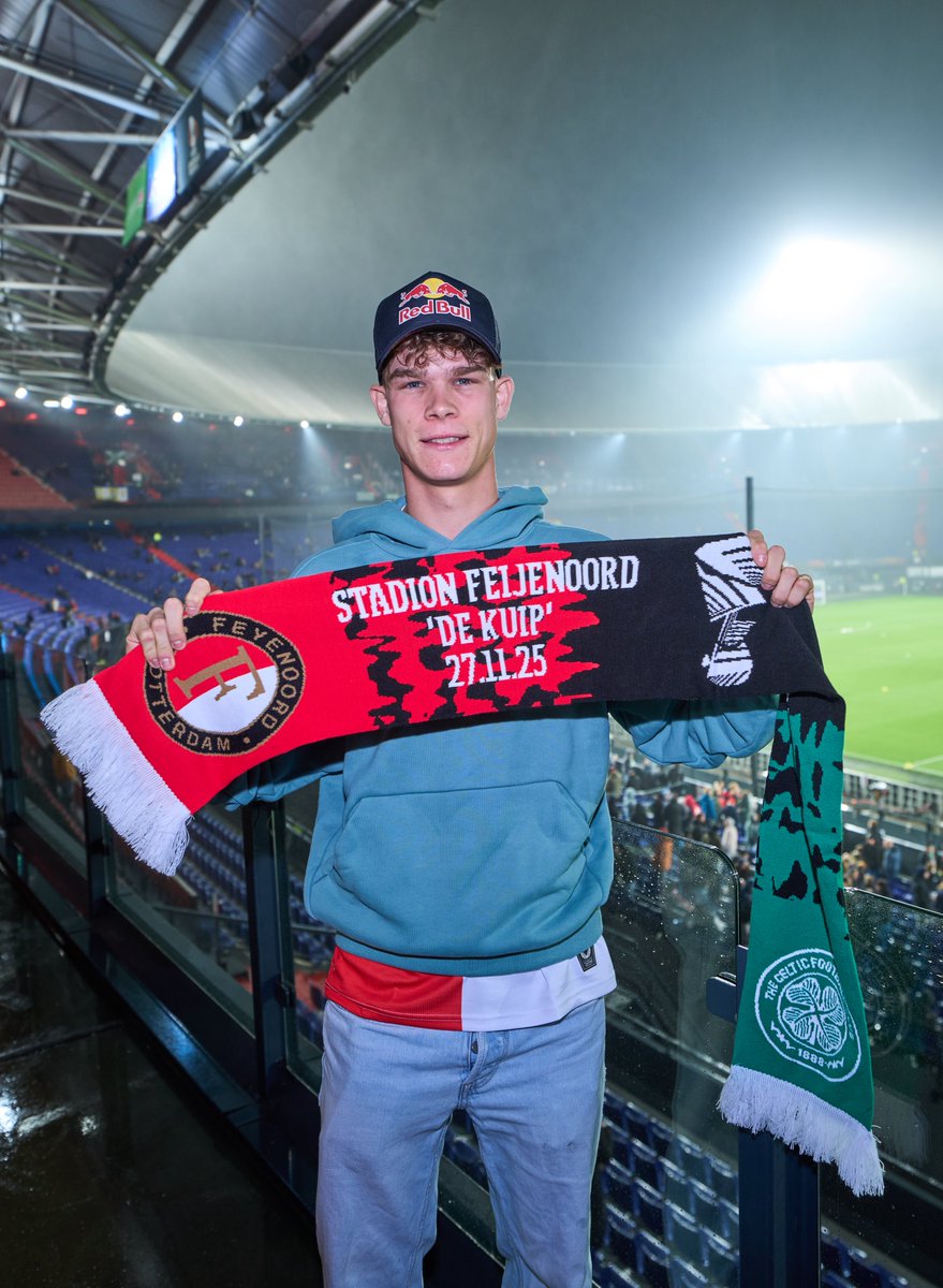 Feyenoord's tweet image. Right in time, ofcourse 😉

🏎️ Collin Veijer

#feycel • #UEL