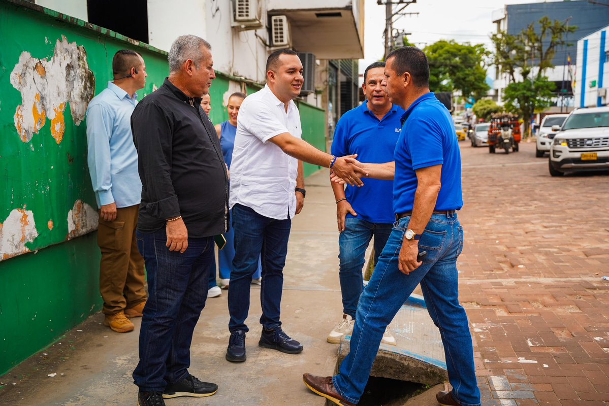 DanielRestrepoC's tweet image. ¡Gracias Caquetá! 

Nos vamos con el corazón lleno de gratitud. La calidez, la alegría y la fuerza de su gente nos inspiran a seguir recorriendo Colombia, escuchando sus voces y trabajando por este país que amamos. 🇨🇴🇨🇴