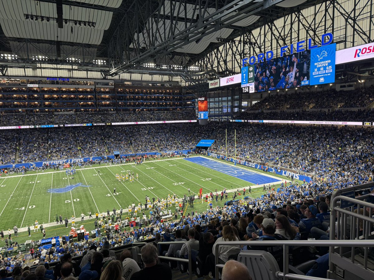 Jigqa's tweet image. Happy Holidays