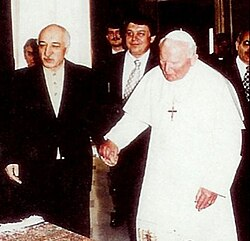 ProfDr_Mafya's tweet photo. bunların papa sevgisi yeni değil, hep vardı https://t.co/C1naBEzB1K