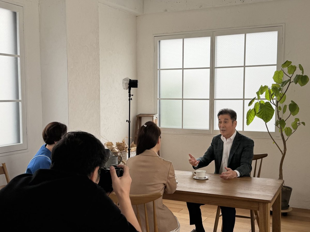 JunInoue20's tweet image. グッモー✌️アンバサダーを務めている補聴器『リオネット』さんの撮影♪対話、仕事等々で落ち込んでいた私に光と希望を与えてくれた補聴器🦻に感謝♪難聴の方が多いと聞きます。今はいろんなタイプの補聴器があります、自分に合った補聴器を見つけ前に進んで下さい。私から“耳“寄りの話でした。ははは🤗