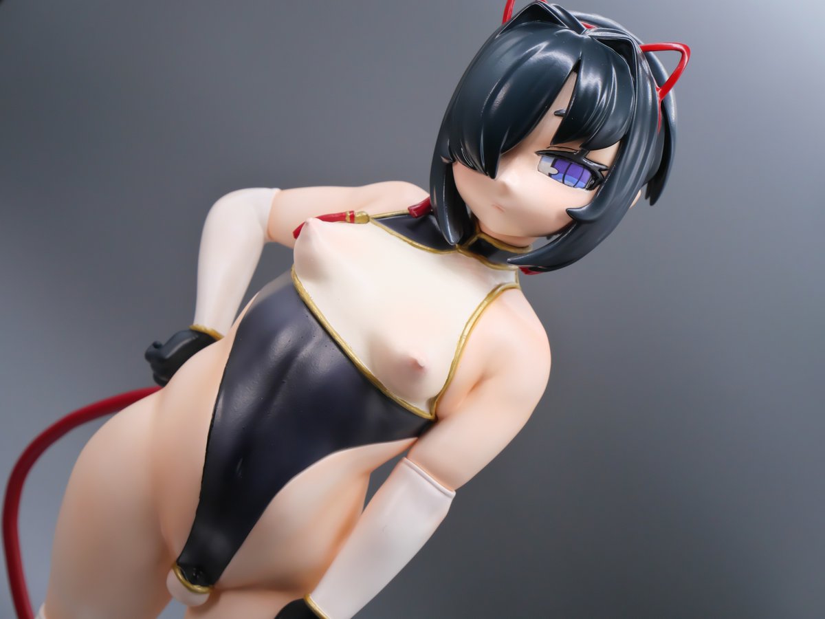 11/30と12/1のとなモ8お品書き！

今回はお宮マン先生( <a href="/omiya_a_go_go/">お宮マン　モチ</a>)デザインの男の娘 
『春菊くん(1/6 全高約28cm)』
￥15,000
※未塗装未組立のガレージキット  

ディーラー名：もふ重工造形部
卓番号：A41

#となモ8

初めて人間作って初めて肌塗装したけどむっちり可愛いので遊びに来てね！