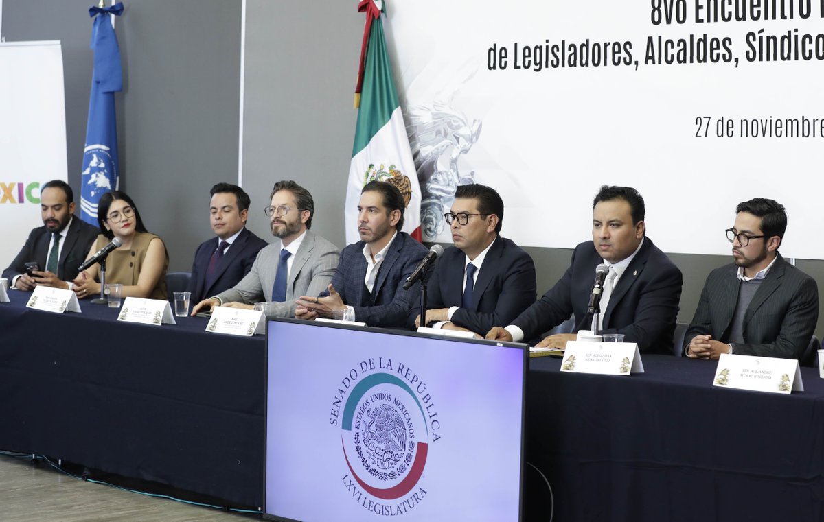 senadomexicano's tweet photo. 📷 En el Senado se realizó el Octavo Encuentro Nacional de Legisladores, Alcaldes, Síndicos y Empresarios de México. 

https://t.co/gXH0jrUOmL https://t.co/9Hfo1VOa3A