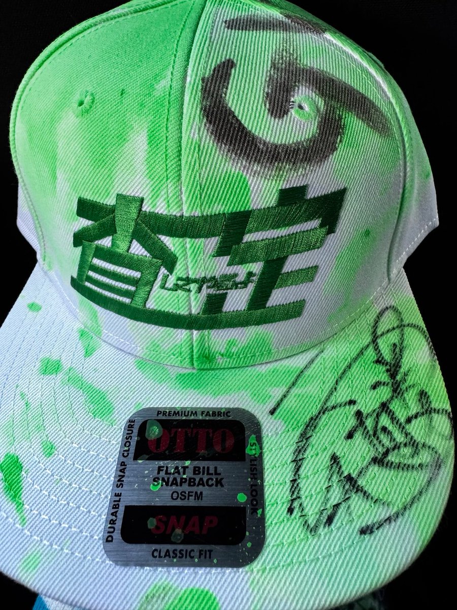 ブリーフじゃない査定キャップ 残り➂点です‼️ ＼ ド派手に仕上がっ