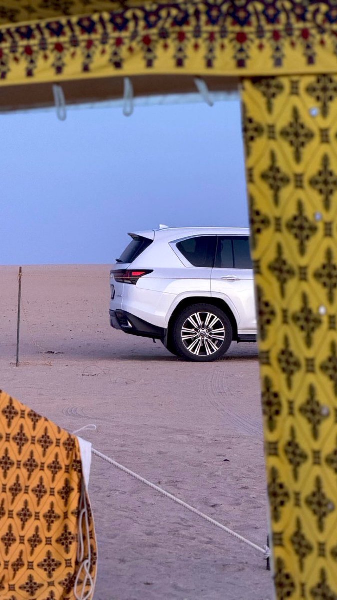 اليا عطك الله من الدنيا ستر وعافيه
لاعاد تحرص على باقي الحياه الفانيه

بدر