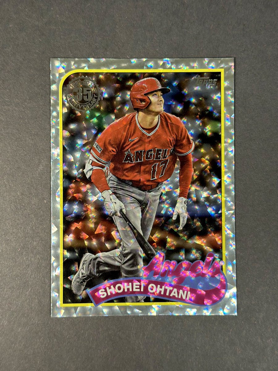 certifiedcards's tweet image. Happy Thanksgiving!

Here’s a fun Giveaway. 

For your chance to win the Shohei Ohtani card below: 

LIKE this tweet. 

Additional entry for a RETWEET. 

Winner will be announced Tomorrow at 7pm. 

Good Luck.
