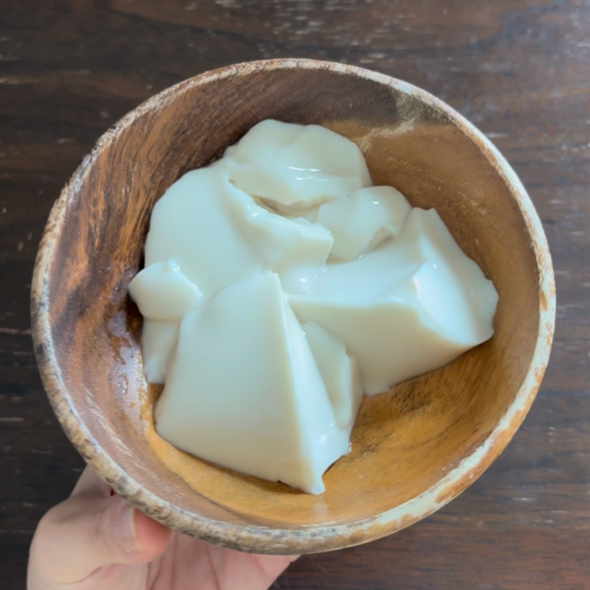 玄米ヨーグルト

☑︎ 神明
☑︎ ホリ乳業
☑︎ パケリニュ

玄米を粉末化して水に溶き、乳酸菌で発酵させたもの。プリプリでヨーグルトっぽくはないけど、お米やオリゴ糖の甘みに香ばしさや渋み、発酵の酸味があって和菓子のような味わい😋食物繊維たっぷり！

tmblr.co/ZVIA7jiV93R0Cu…