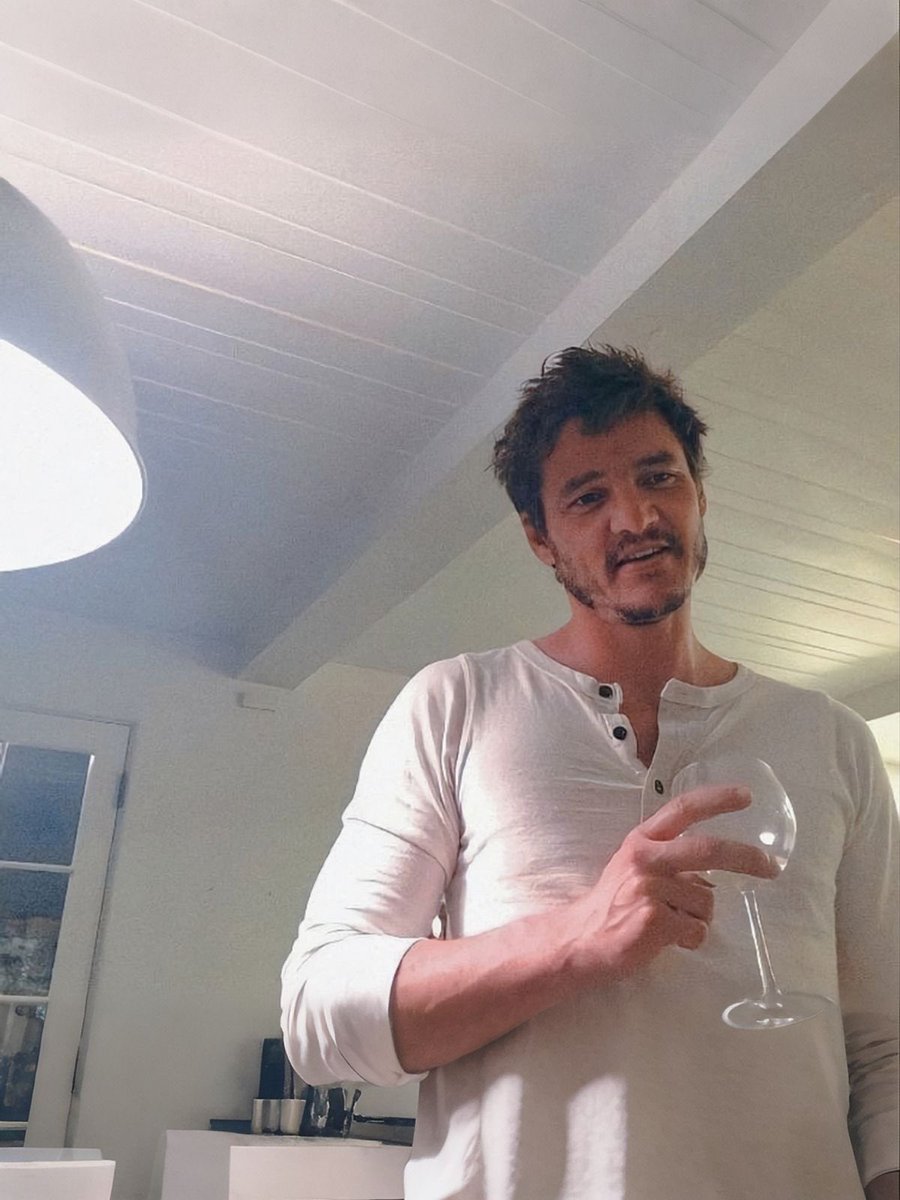 everpascal's tweet image. very much missing pedro’s henley era