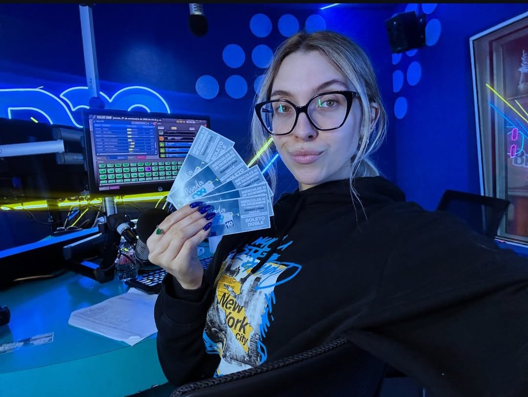 🗣️Los BOLETOS de la POSADA D99 están VOLANDO!!! NO TE QUEDES FUERA Y RECOGE LOS TUYOS YAAAAA!!! 🎄🙌🏻✨
.
Y Si aún no tienes boleto comenta tu nombre y edad en esta publicación 
.
.
📍Quintana Roo entre 5 de febrero y 2 de abril de 10am a 7pm!!!