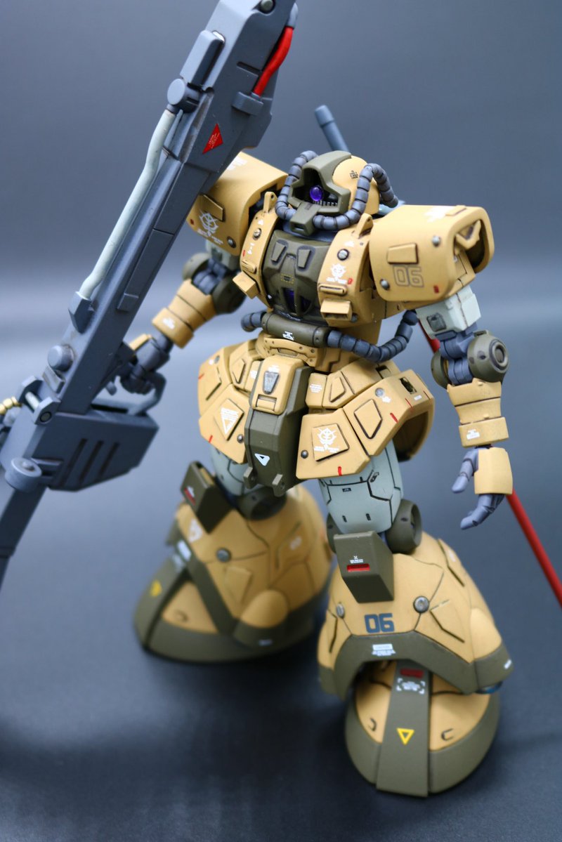 #プラモを見せあって金曜日を乗りきろう