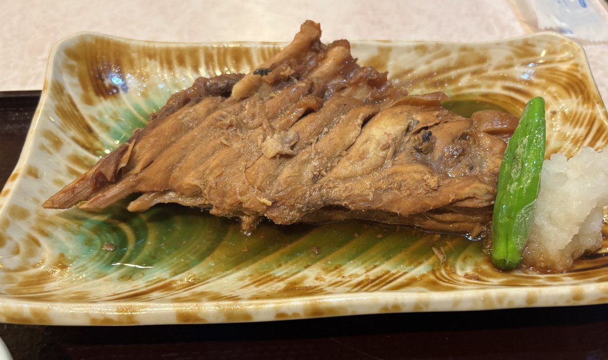 おはようございます🌅気仙沼名物メカジキのハーモニカ煮の写真を添えて。
※ハーモニカは､メカジキの背びれ付け根の部位をさします。漁師が豪快にかぶりつく様子がハーモニカを吹く姿に似ていることから「ハーモニカ」と呼ばれるようになったとか
※引用元hamonika.stores.jp