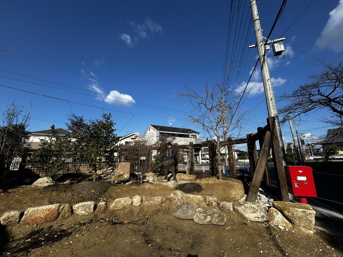 kuuwork's tweet image. 植栽工事も進んできました。