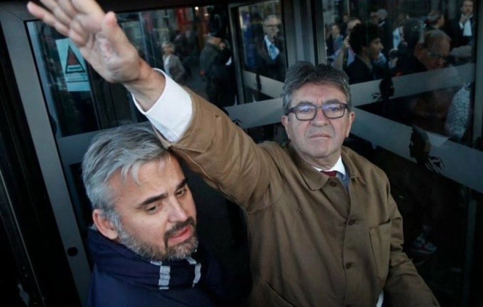 Ouai là aussi il faisait coucou askip…Ah là ça marche pas ??? Ben pourquoi ?