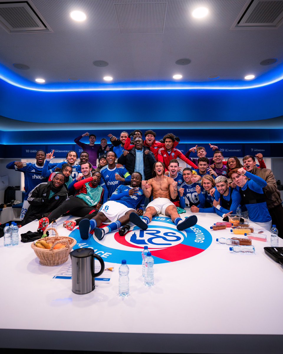 𝗩𝗜𝗖𝗧𝗢𝗜𝗥𝗘, 𝗲𝗻 𝗲́𝗾𝘂𝗶𝗽𝗲 💙

▸ #ConferenceLeague