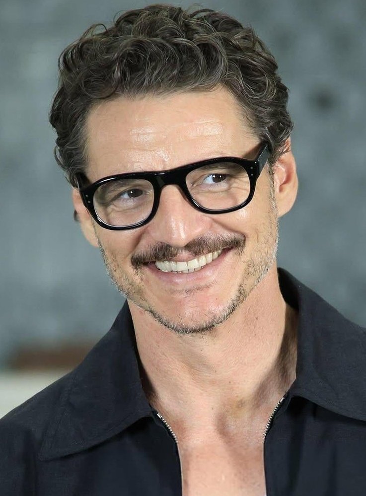 starp4scal's tweet image. FALL IN LOVE                    AGAIN AND AGAIN