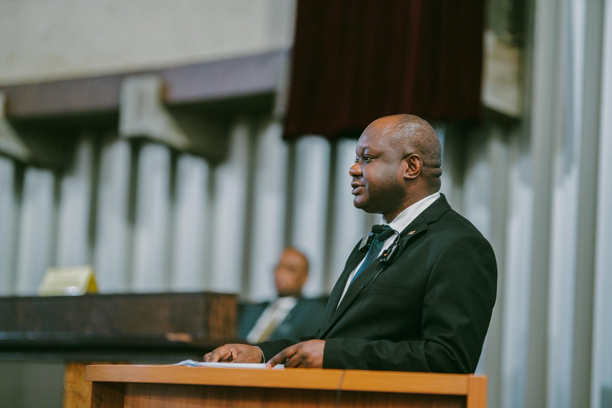 delphin_kas's tweet image. 🇨🇩 RDC – La Première Ministre Judith Suminwa fixe un nouveau cap pour la politique nationale envers la diaspora

La Cheffe du Gouvernement, Judith Suminwa Tuluka, a clôturé ce 27 novembre 2025 l’atelier consacré à l’évaluation de la mise en œuvre des recommandations issues des…