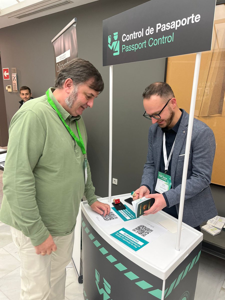 ifpenuelas's tweet image. Valencia!!! Es la tierra de las 🌼🌷 del #deepTech y del 💕 @Recuenco