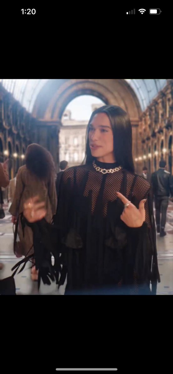 swiftstyle135's tweet image. Ciao ragazzi
Ci vediamo a dopo
Baciiiiiiii