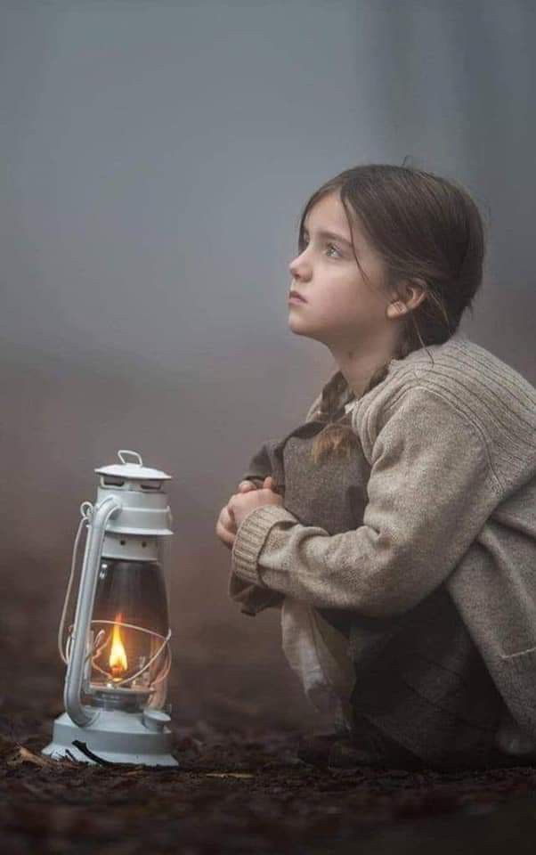 النّاس تذهب، لكنّ طريقة ذهابهم دائمًا تبقى

_روبي كور