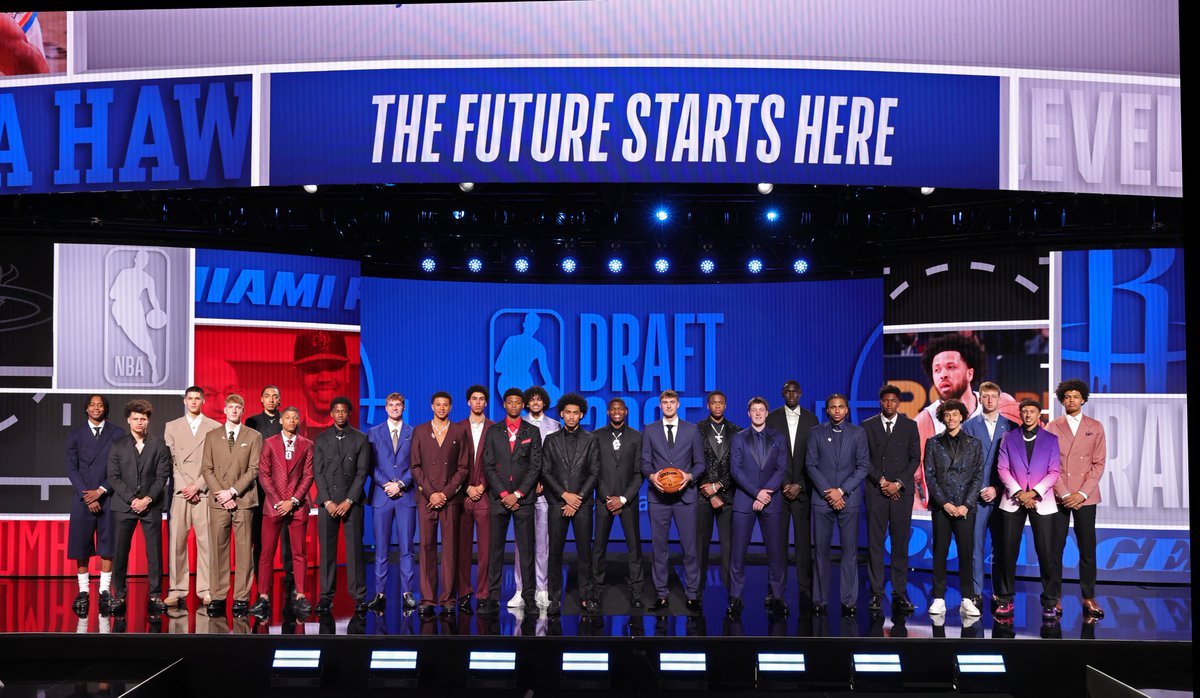 CLASS IN SESSION: This year’s rookie class has made a strong first impression. Charlotte’s Kon Knueppel (No. 4 pick) leads all first-year players in scoring. Dallas’ Cooper Flagg (No. 1) has stepped into a big role right away. Other standouts include Philadelphia’s VJ Edgecombe 