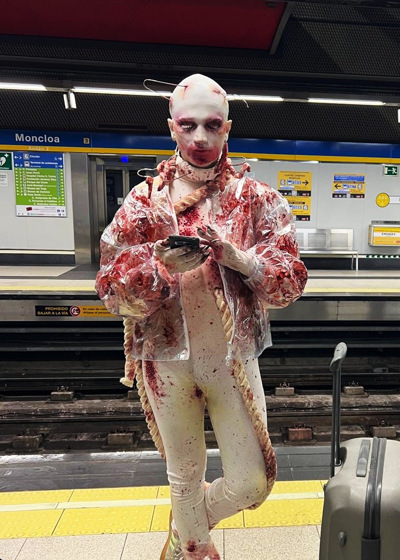 zdravidz's tweet image. Feto abortado drag del viernes pasado en @capillaholymary 

Una de las cosas más divertidas que he hecho en la vida, mil grax a @amxygp por las fotos, a @toxicaMP3 por el mix y a @prisma_lux @Joan_Chvlr y @saltiestvanilla por ayudarme a montar el look y conservar la cordura