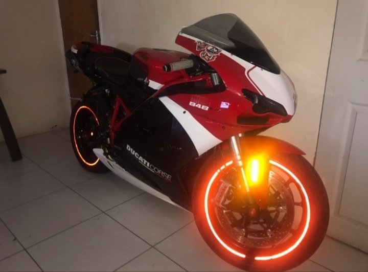 One more from the files. <a href="/CRAIGGOFRASS/">Super Saiyan</a> make dem know where bike fi park