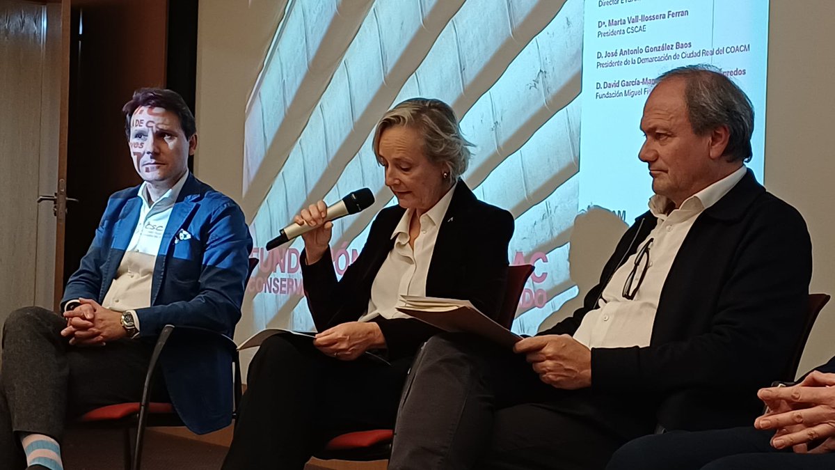 CSCAE's tweet image. Para @PresidentaCSCAE, &quot;Fisac nos enseñó que la arquitectura debía estar al servicio de las personas&quot; y la labor de la Fundación de preservar y transmitir su memoria es dar la oportunidad de conocer &quot;una obra que sigue interpelándonos&quot;.