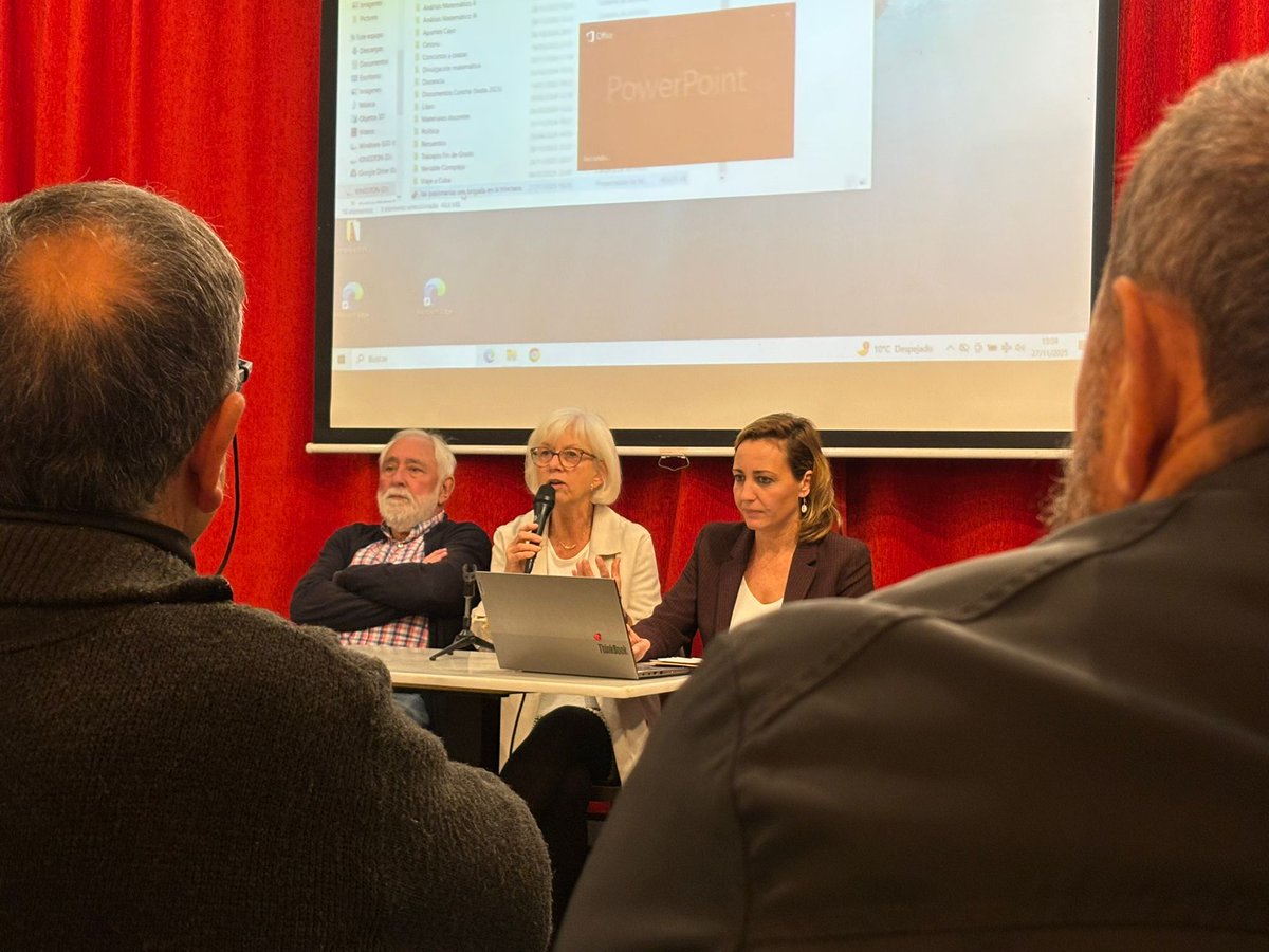 iuxixon's tweet image. 📷🇨🇺 Conociendo la experiencia de nuestras compañeras Delia Campomanes (@Delcais) y Concha Masa, como participantes de la brigada de solidaridad con Cuba promovida por el Movimiento Democrático de Mujeres.

☕️ 📍 El Café de Macondo