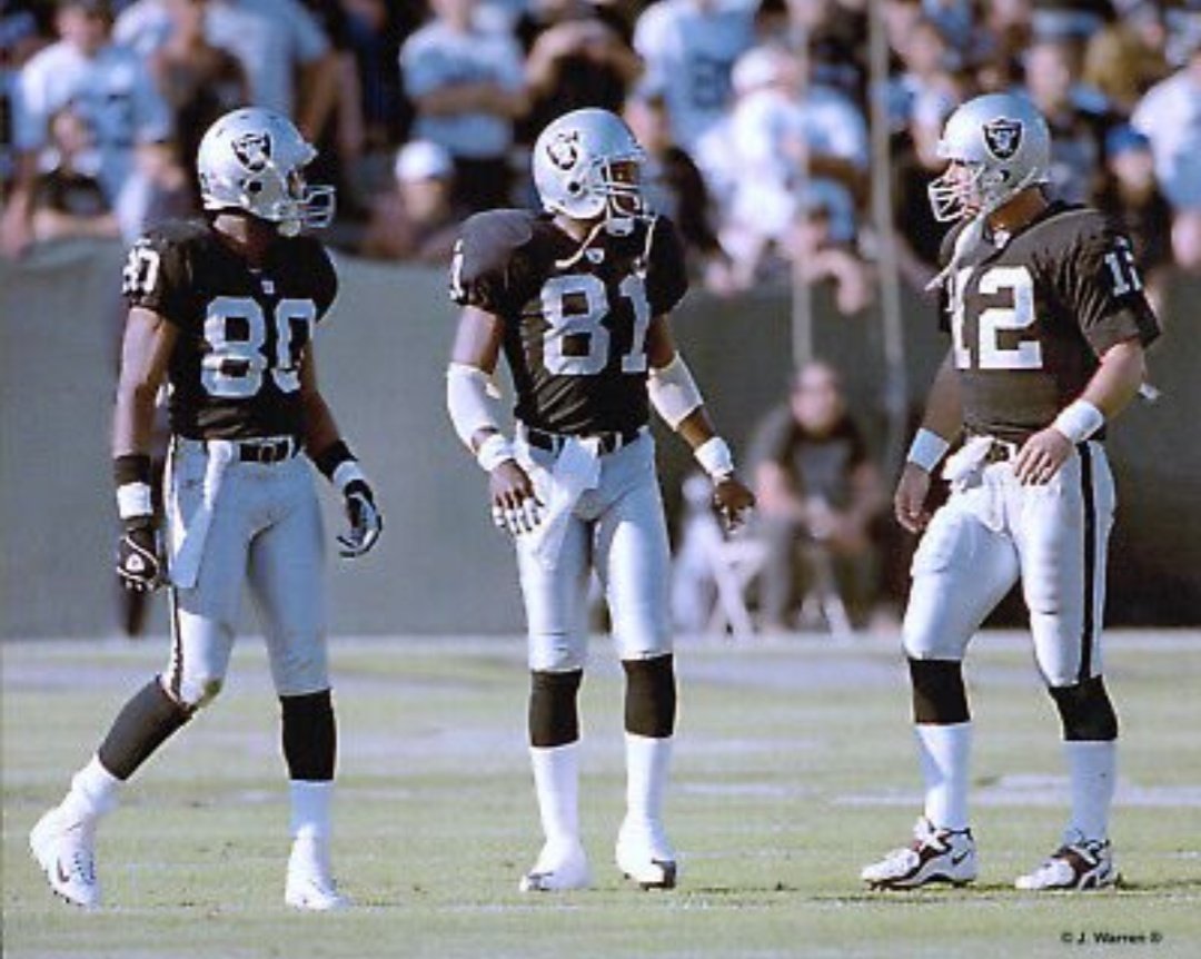 Rich Gannon is nominated for Pro Football Hall of Fame's Class of 2026!
This pic could possibly be 3 x HOF's! 
#RaiderNation