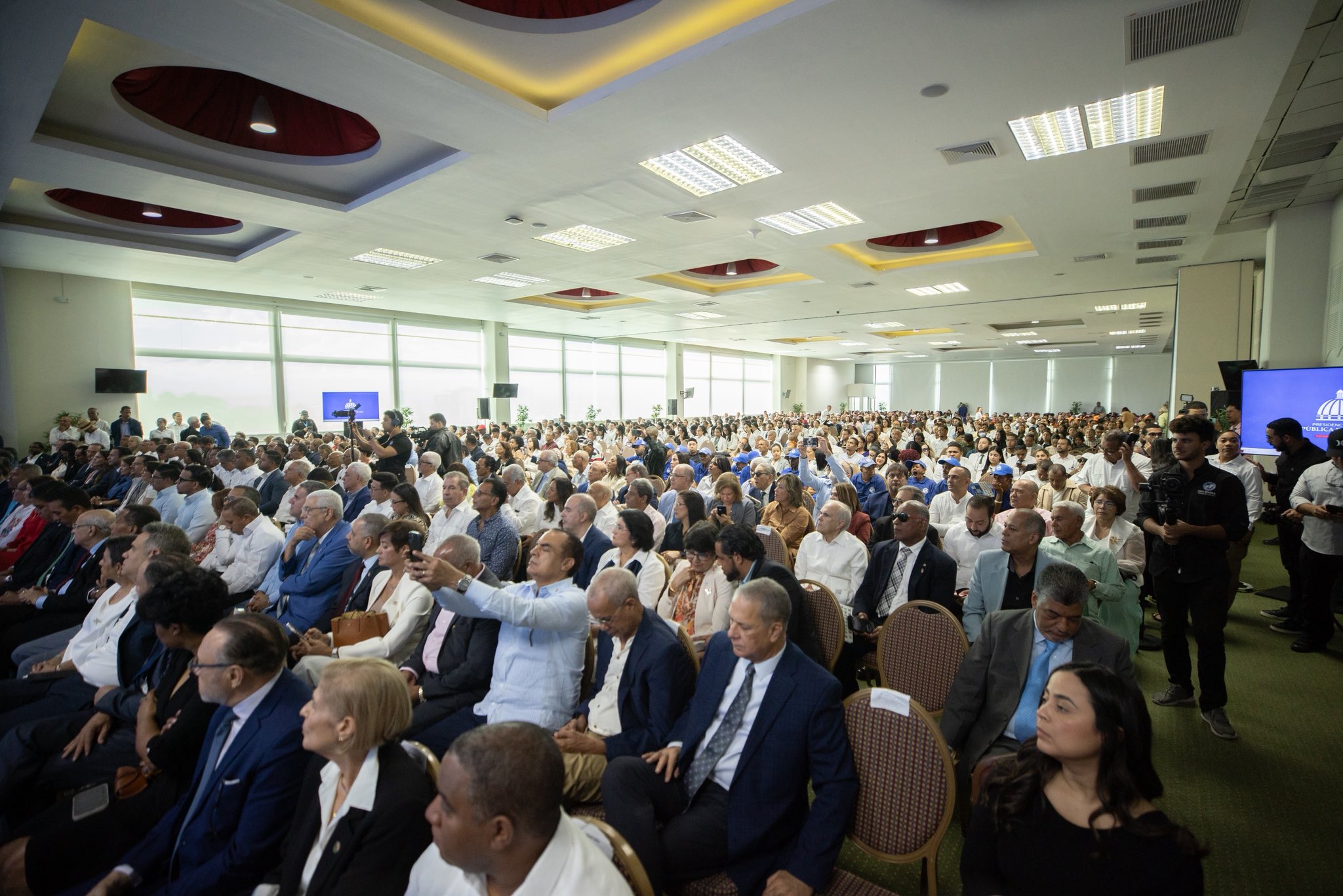 G6yERMgXcAAK9NE?format=jpg&name=large