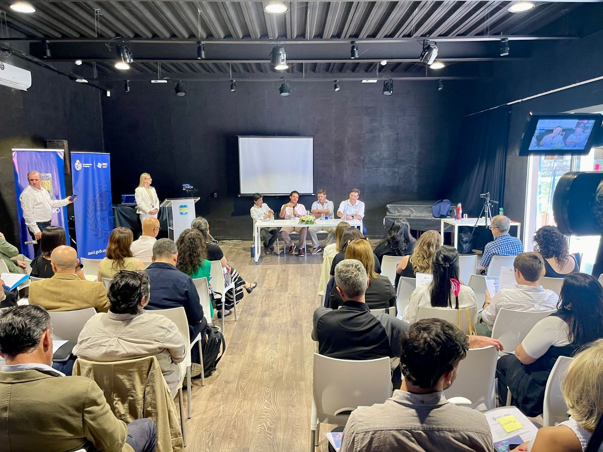 AUCI Uruguay🇺🇾 tweet media