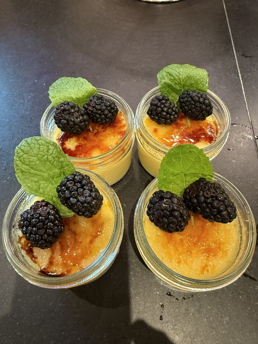 your middle aged dad boyfriend did NOT make you blackberry crème brûlée??? girl, a better life is possible