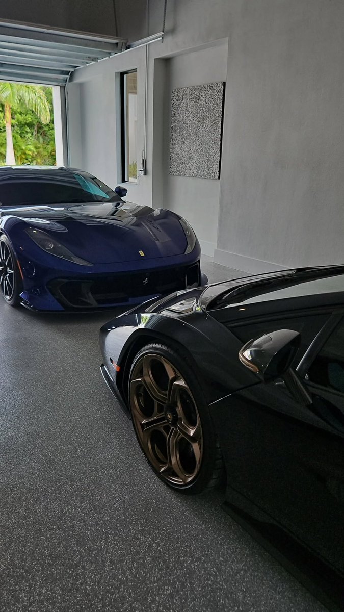 AltAssetKing's tweet image. The lie detector has determined that was a lie. 

Still hate Ferrari but a good deal is a good deal.