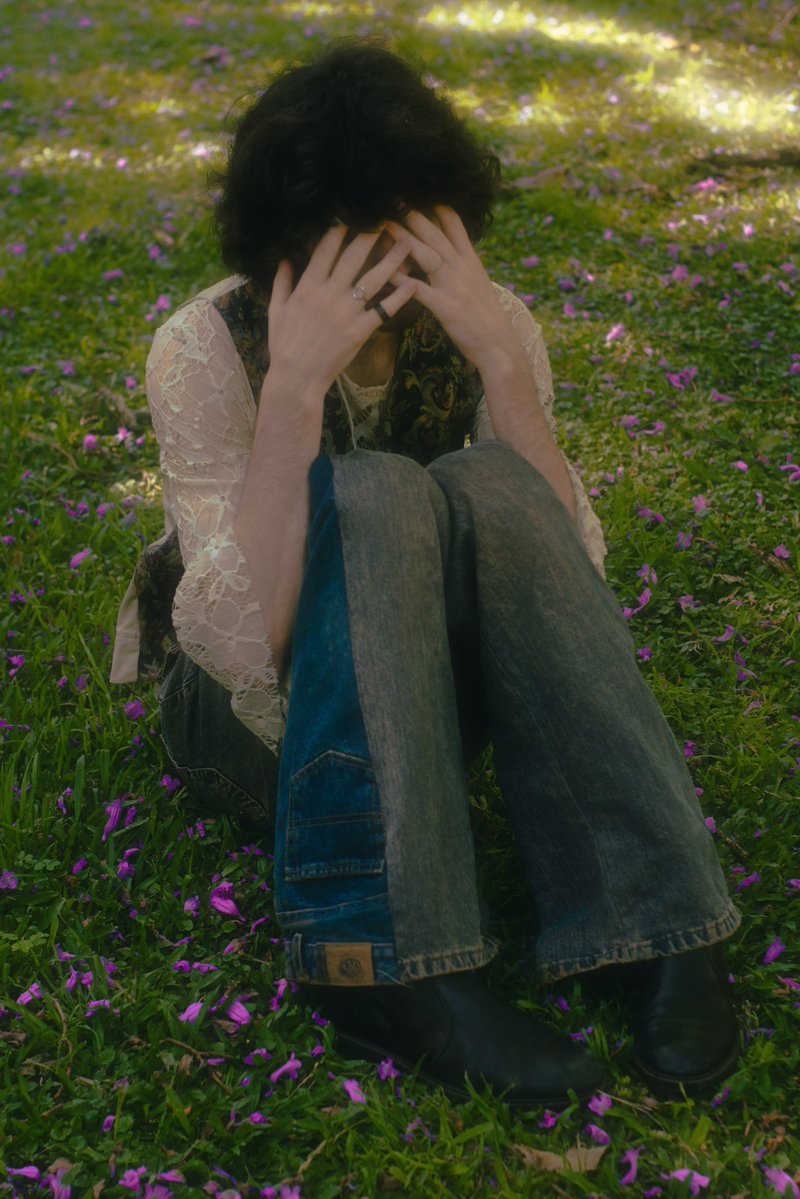 new tune tomorrow with <a href="/yandrelmusic/">YANDREL 🇧🇷</a> “mata no peito”
some pics for yall ;b