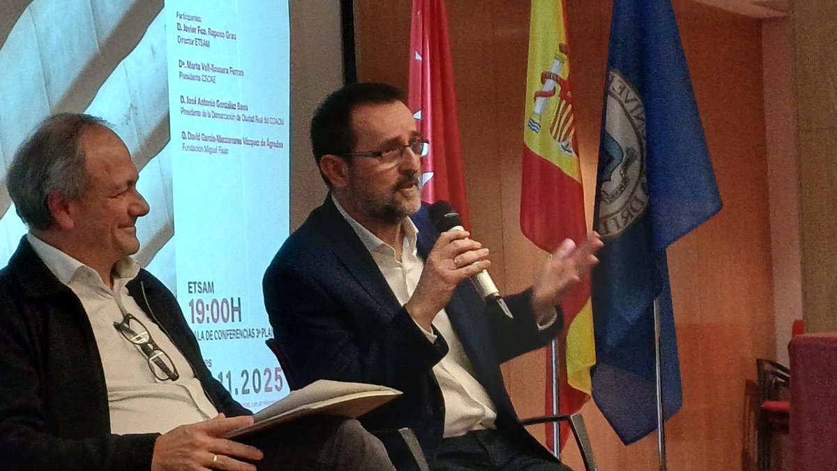 CSCAE's tweet image. &quot;Fisac ha sido una de las figuras más relevantes de la arquitectura del siglo XX&apos;, sintetiza el presidente de la Demarcación de Ciudad Real del COACM, antes de hablar del pasado, el presente y el futuro de la Fundación.