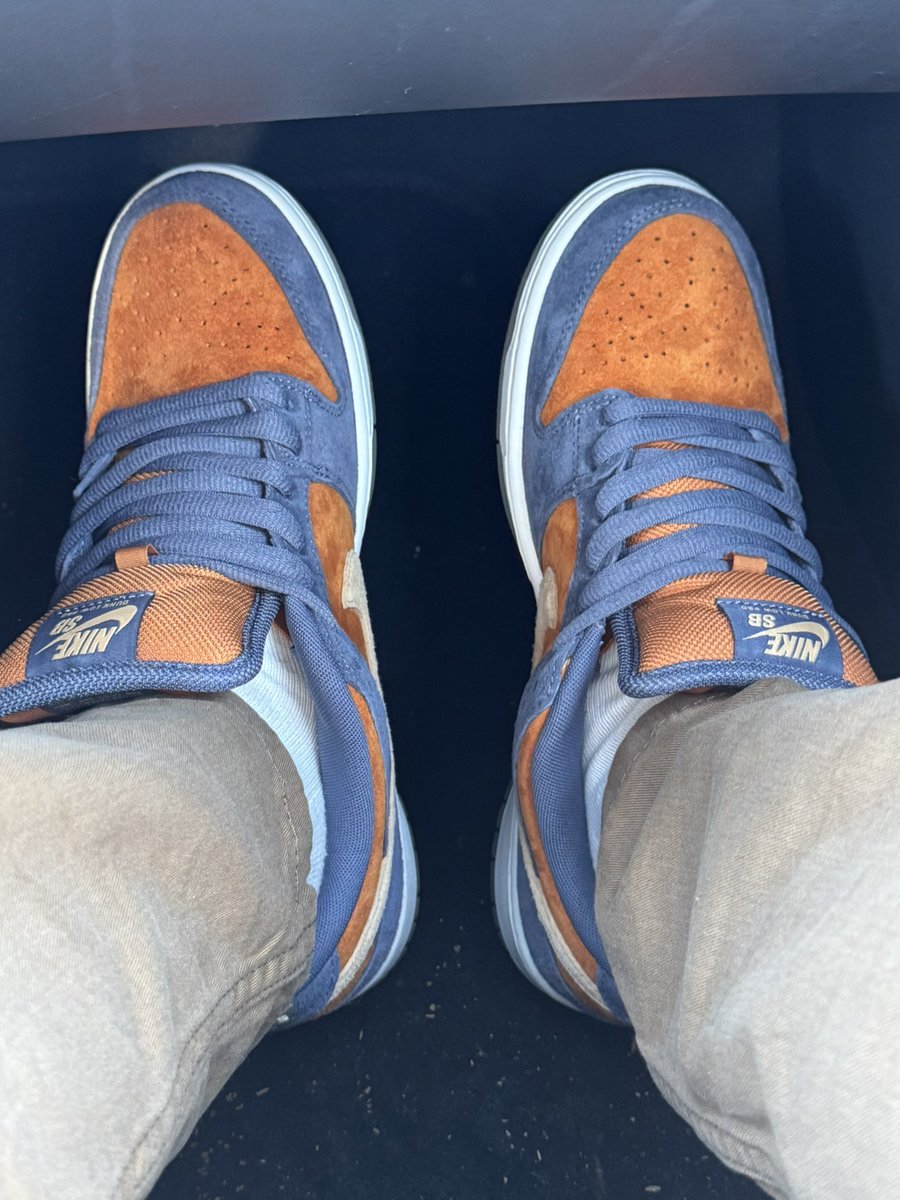 CFCoop7's tweet photo. @snkr_twitr Monarch SB https://t.co/33ahmnlaAX