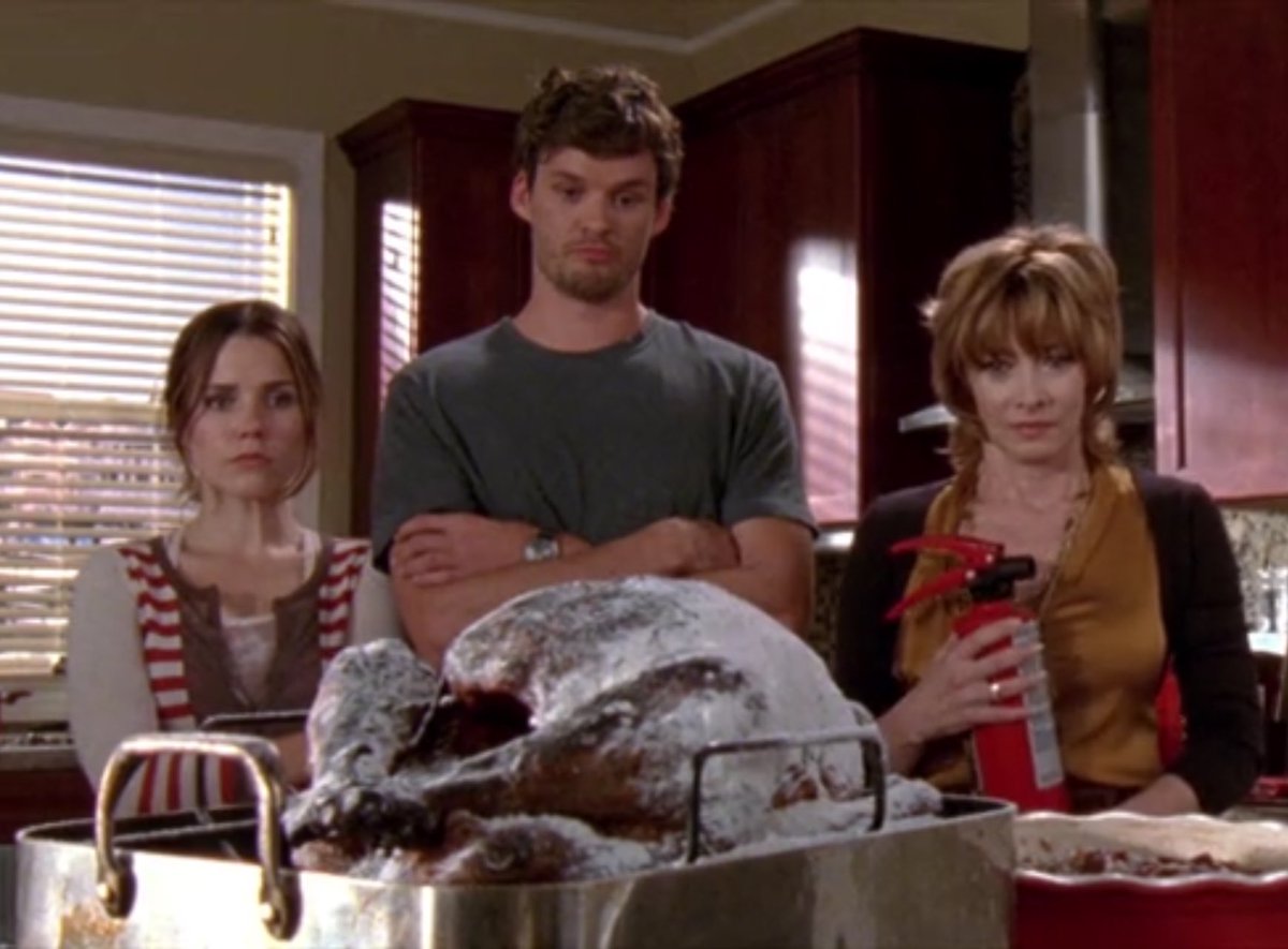 one tree hill comfort tweet media