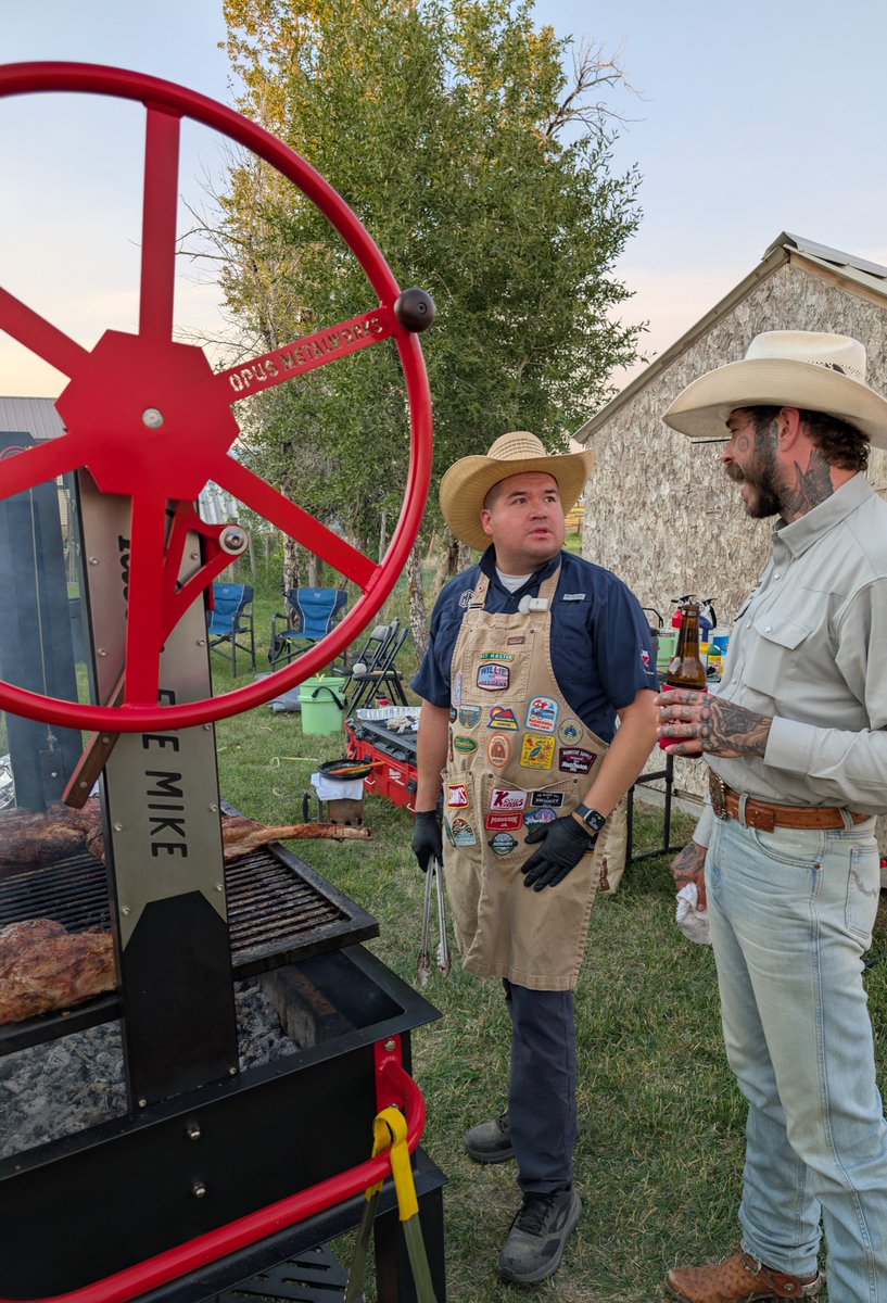 All hat, no cattle. All fire, no ovens. Unforgettable experience live fire grilling for Post Malone with Post Oak wood. We grilled hamburgers, Denver, tomahawks, and ribeye steaks.