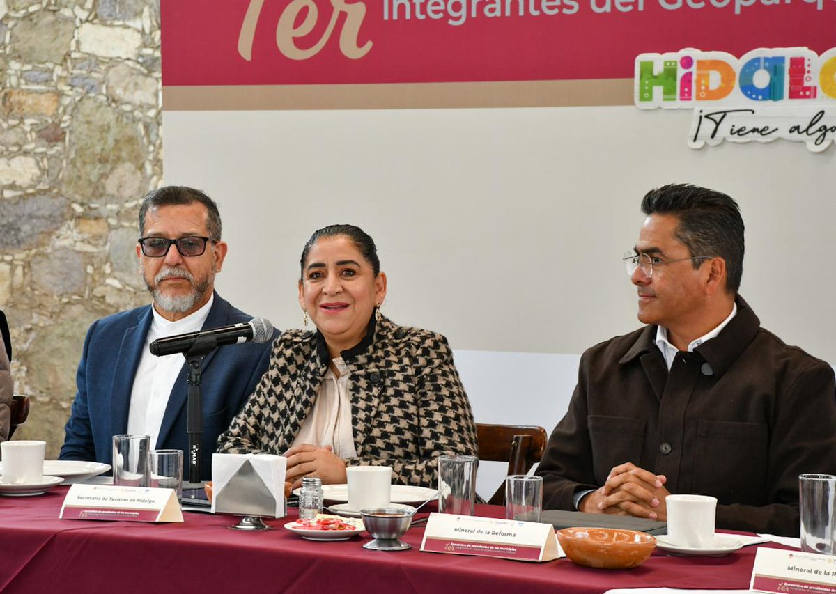 SECTURHidalgo's tweet image. Desde SECTURH participamos en el 1er Encuentro de Presidentes del Geoparque Comarca Minera, fortaleciendo el trabajo conjunto para impulsar el turismo y el desarrollo sostenible.

Seguimos promoviendo la riqueza natural y cultural de Hidalgo. ✨

#HidalgoTieneAlgo