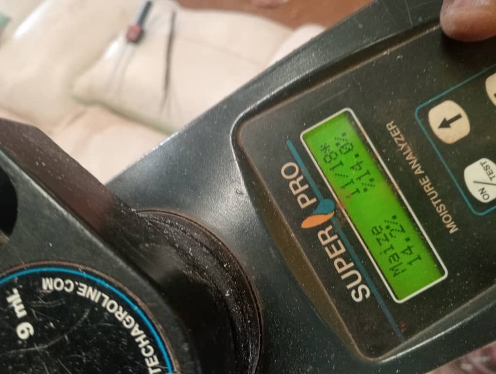 Reigncommodity's tweet image. Moisture under 14% of corn