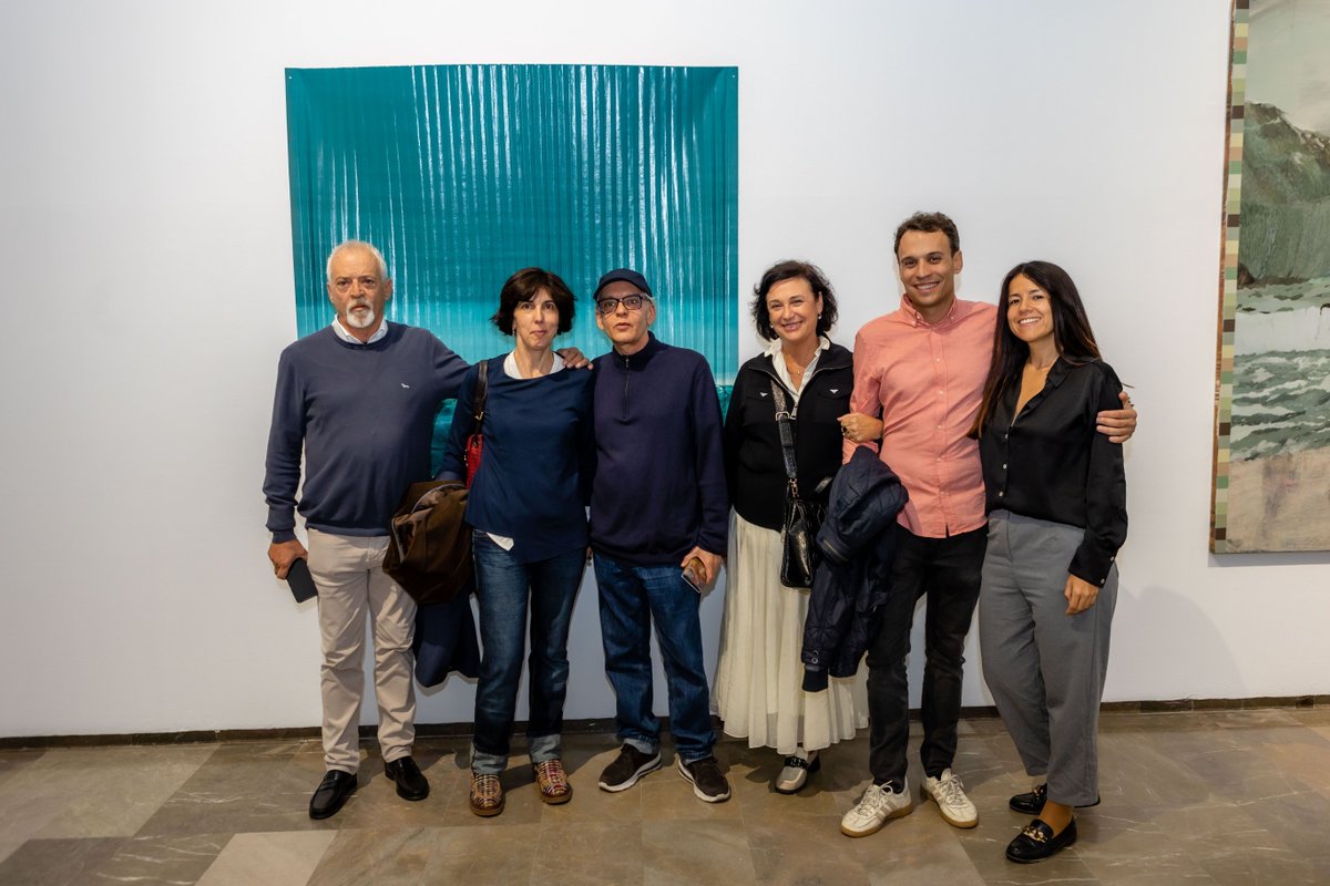 Continuamos destacando talento en la IV Bienal de Pintura Mª Isabel Comenge. Esta vez presentamos 🎨 Venimos a nada N7, de Pablo Bellot Gracia y 🎨 Contemplación 1, de Jorge Llopis Jordá.

Acércate al CCCC y disfrútalas hasta el 18 de enero.

#FundacionJJCC 
#BienaldePintura