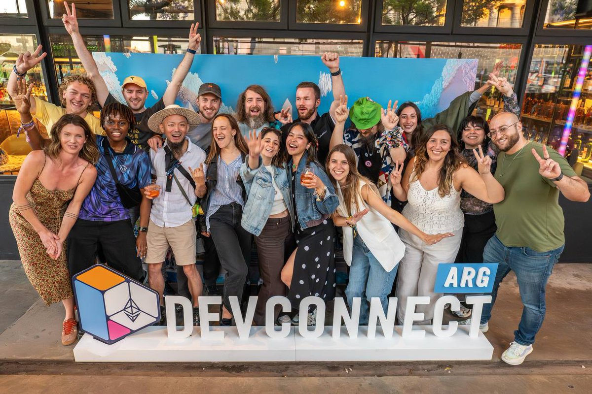 OrnellaWeb3's tweet image. Devconnect Diaries Post 1/10 ✍️ 📖 The heart of it all 💜

What a journey! The first @EFDevcon Ethereum World&apos;s Fair has come to an end in the physical realm - but now lives forever in our hearts and minds 😊

So many amazing things happened during this past week that its…