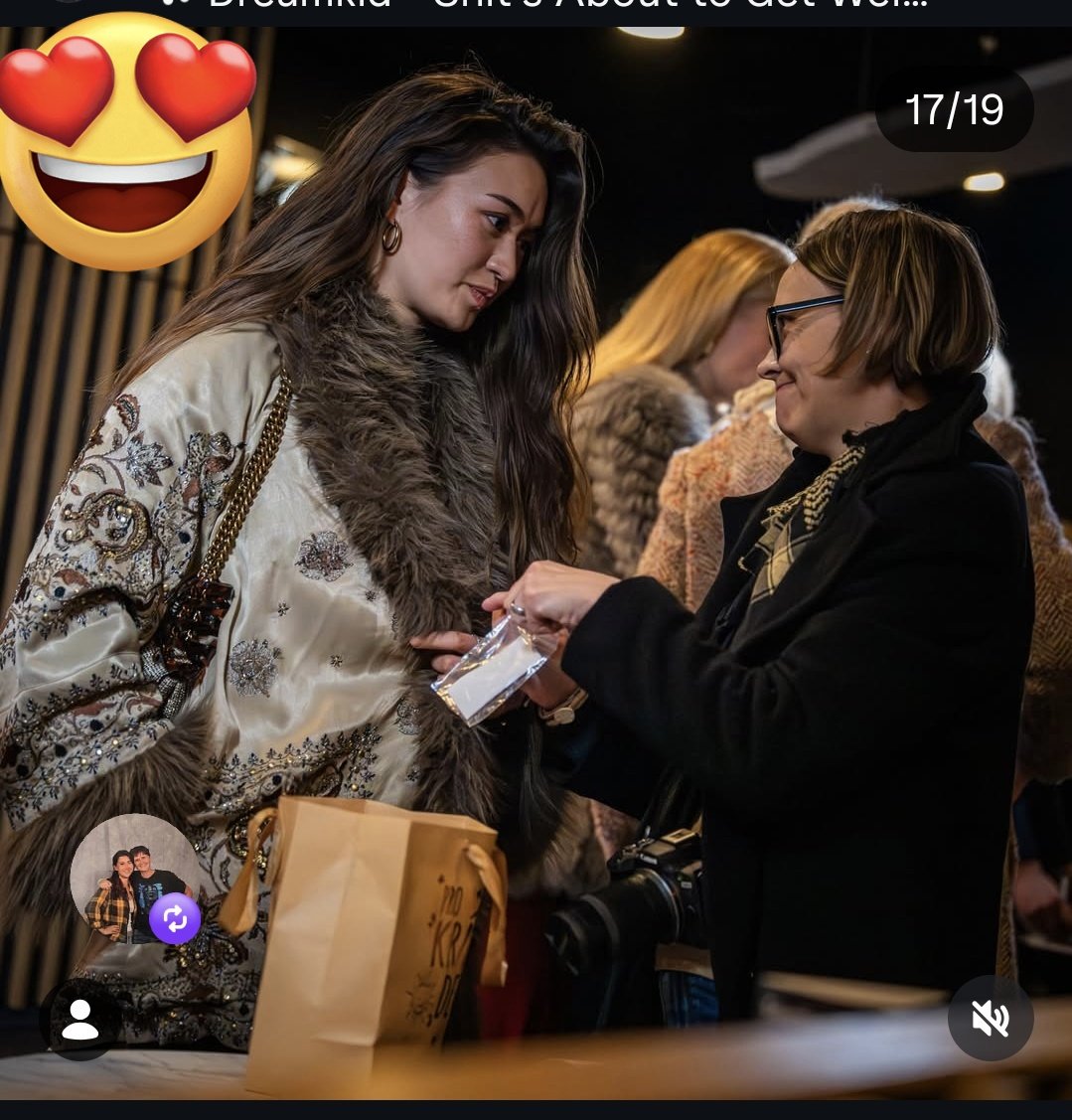 GWriter1993's tweet image. OMG! Our very own @ilikewarriornun with our baby, Kristina in Finland for the premiere of Love is a monster! 

IN THIS CON AND THE NEXT
#SaveWarriorNun #WarriorNun