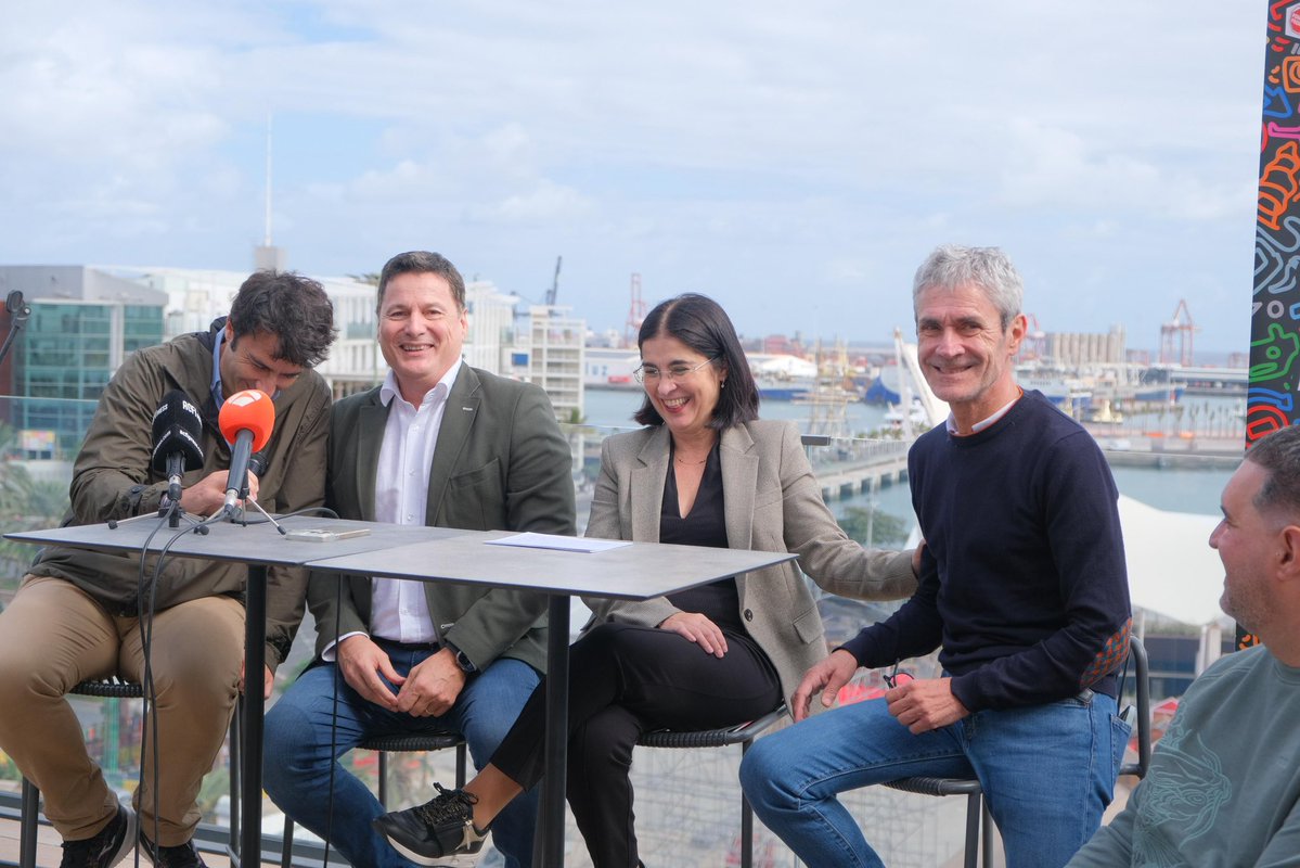 CarolinaDarias's tweet image. 👟Kilómetros de solidaridad y deporte

🗓️Presentamos la nueva edición de las @CarrerasPF que este domingo se celebra en las calles de #LPGC

🫶Junt@s por un mismo objetivo: promover la seguridad vial y concienciar sobre la prevención de accidentes