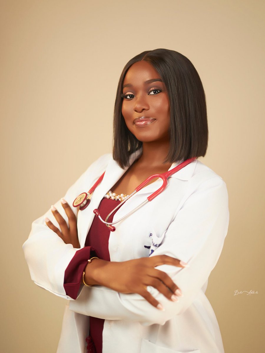 Faithh_Samuel's tweet image. ✅Overall BEST GRADUATING STUDENT in the Department of Medical Rehabilitation, OAU, with a DISTINCTION.
✅ First Female BGS with a Distinction in the department
A Superstarrr fr✨✨✨
God did this!

RE-INTRODUCING PT Samuel Faith Elizabeth (BMR. PT. (Hons) ife, rMRTBN)🎉