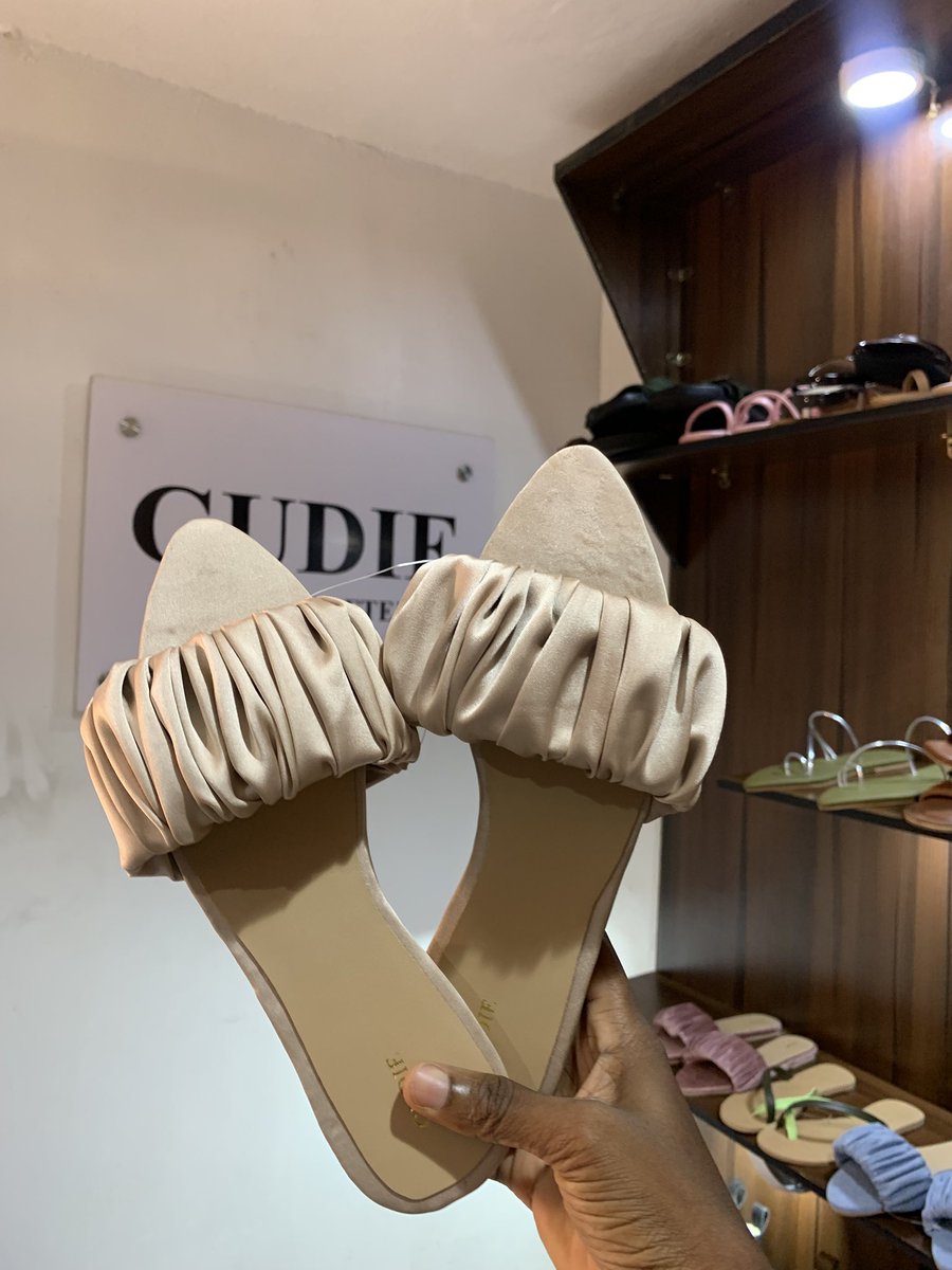 GoodnessAdeosun's tweet image. BUY FOR YOURSELF, BUY FOR YOUR LOVED ONES.

N10K ONLY.
gudie.bumpa.shop 

PLEASE REPOST.