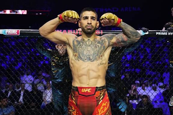 CagePulse_'s tweet photo. 🚨 ILIA TOPURIA, HAYATINDAKİ SORUNLARDAN DOLAYI YENİ YILIN İLK ÇEYREĞİNDE DÖVÜŞMEK İSTEMEDİĞİNİ AÇIKLADI!

"Önümüzdeki yılın ilk çeyreğinde dövüşmeyeceğim. Kişisel hayatımda zor bir dönemden geçiyorum. Çocuklarıma odaklanmak ve bu durumu bir an önce çözmek istiyorum.
Bölümü geciktirmek istemiyorum. UFC gerekli eşleşmeleri yapacak ve sorunlar çözülür çözülmez UFC'ye geri dönmeye hazır olduğumu bildireceğim."