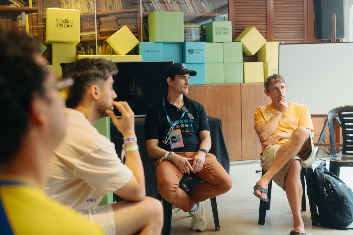 gitcoin's tweet image. The collective energy in a room full of builders is a resource you can&apos;t download.

You have to be there to feel it 🔋

That&apos;s why quality conferences are so important.